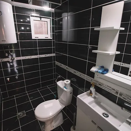 Strandhaus Adria Улцинь Екстер'єр фото